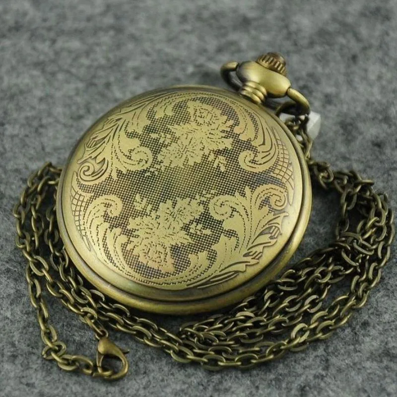 Vue 3 — Montre à Gousset Steampunk Japonais
