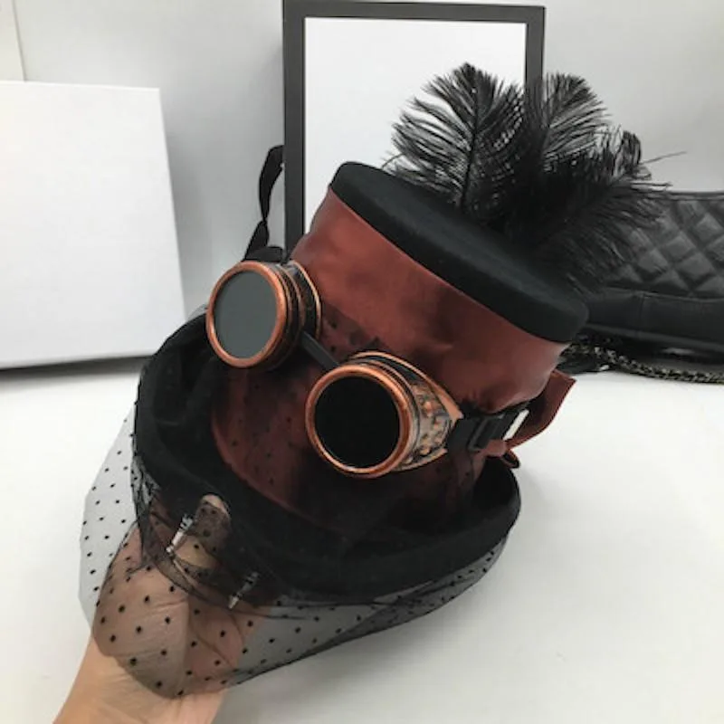 Vue 5 — Chapeau Steampunk avec Voile