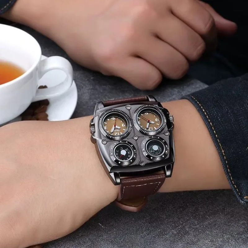 Vue 9 — Montre Steampunk Mad Max