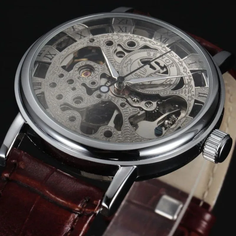 Vue 4 — Montre Skeleton Homme