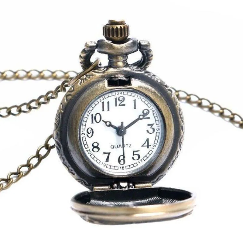 Vue 3 — Petite Montre à Gousset Femme Ancienne