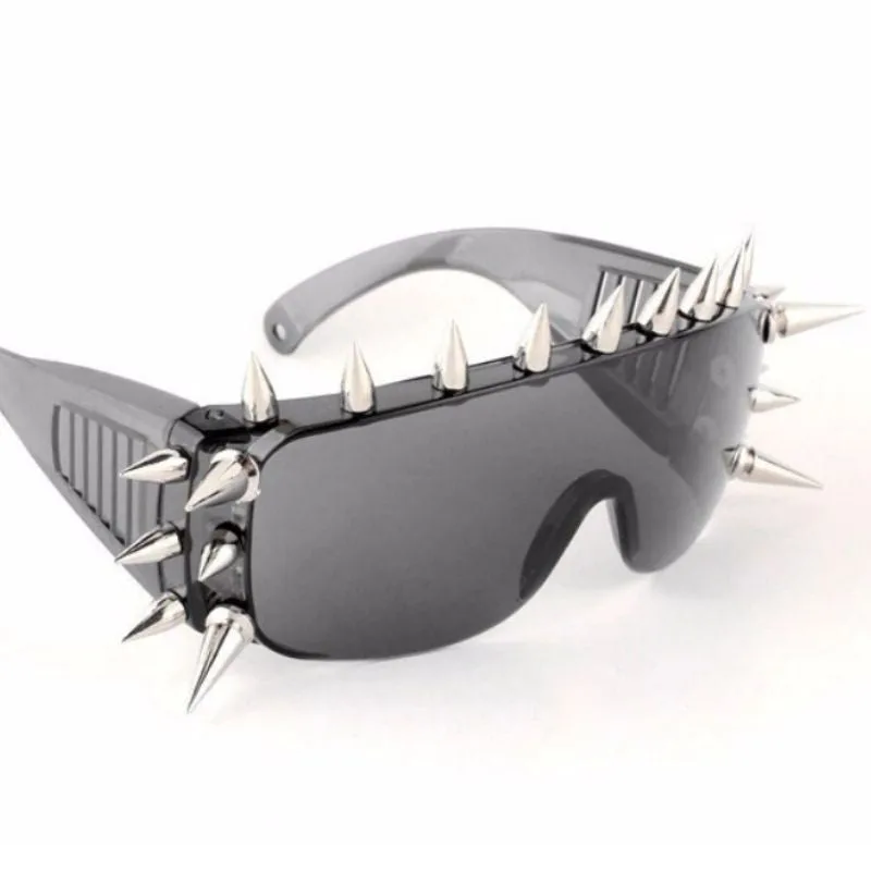 Vue 3 — Lunettes de Soleil Gothique Rectangulaires