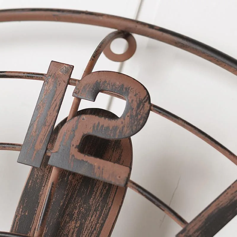 Vue 4 — Horloge Steampunk Aviateur