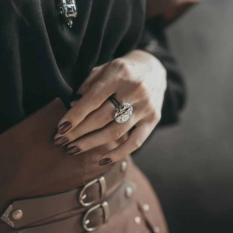 Vue 3 — Bague Steampunk Mécanique
