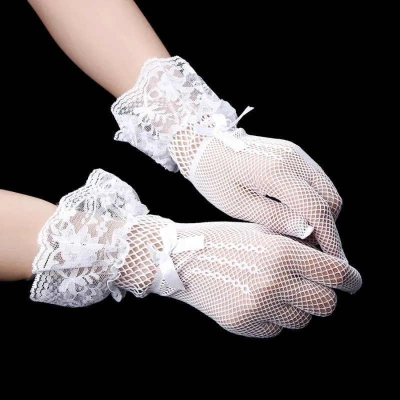 Vue 2 — Gant Dentelle Blanc