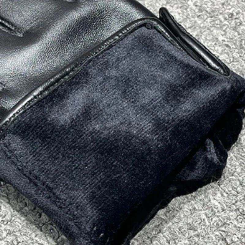Vue 4 — Gant en Cuir Noir pour Homme