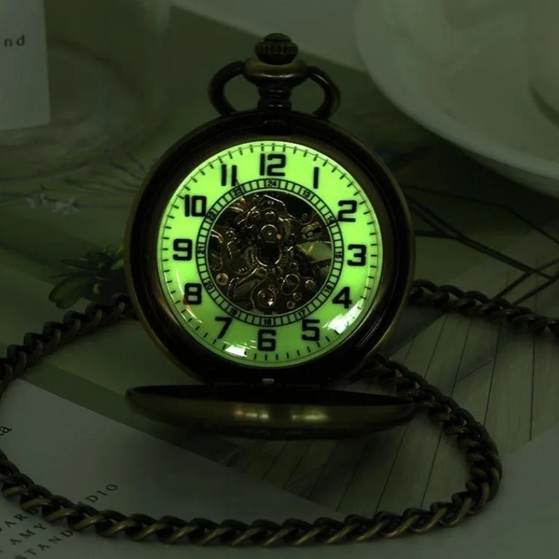Vue 2 — Montre de Poche Lumineuse (Coffret)