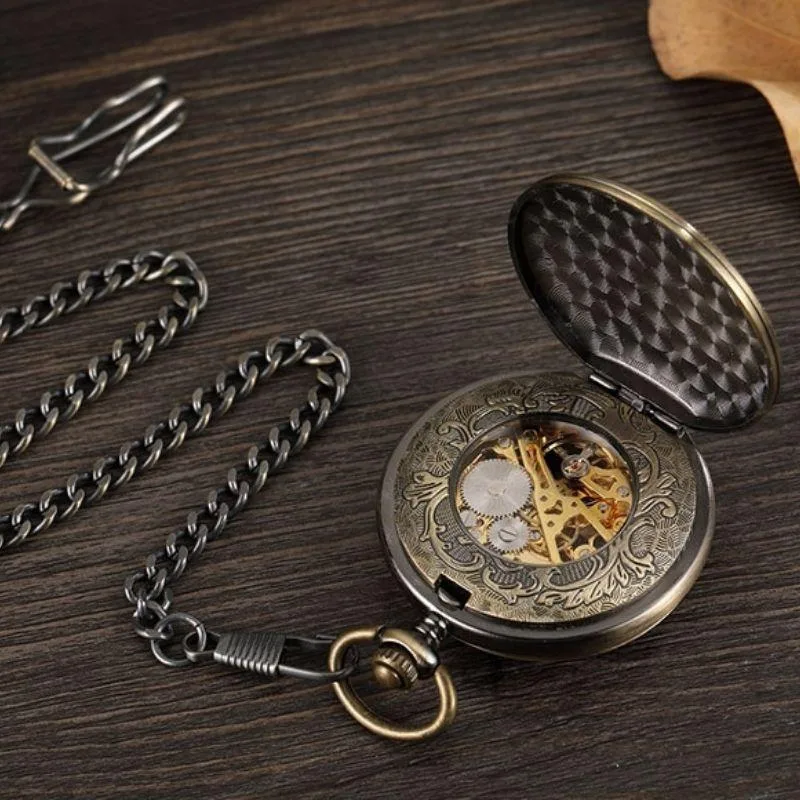 Vue 3 — Montre à Gousset Steampunk Vintage