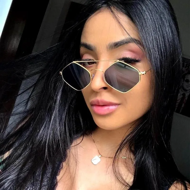 Vue 2 — Lunettes de Soleil Hexagonales Femme