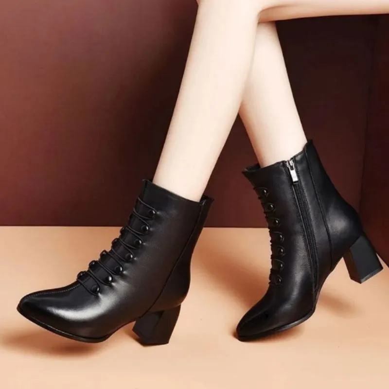 Vue 3 — Bottines à Boutons PU Noir Steampunk