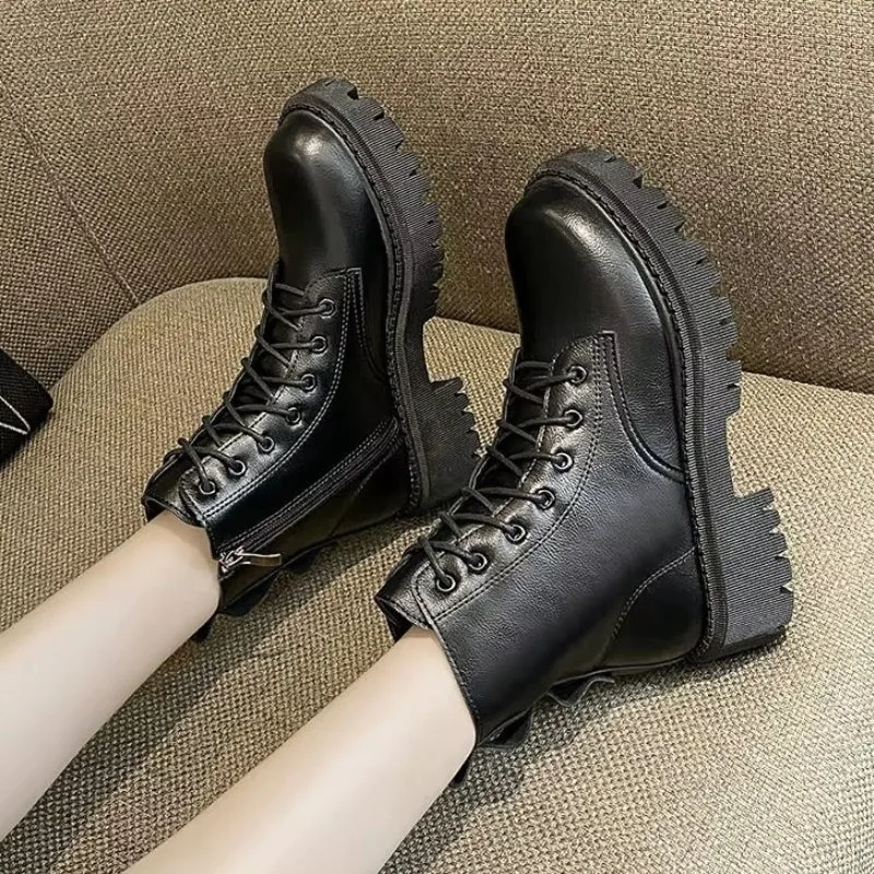 Vue 2 — Bottines Femme Militaire