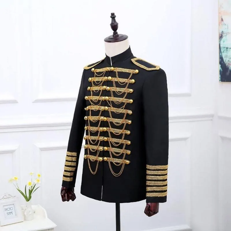 Vue 3 — Veste Militaire Steampunk