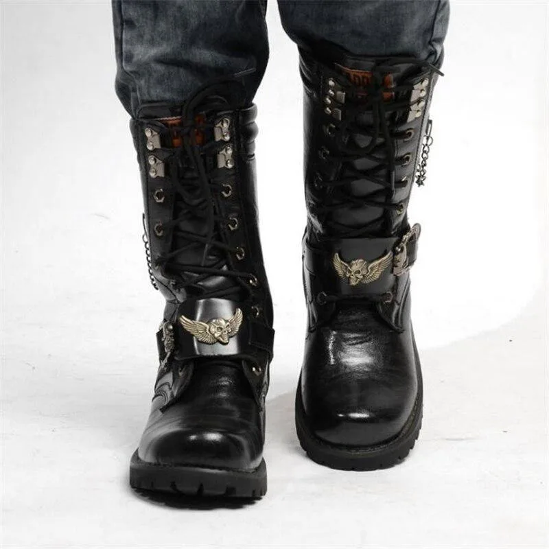Vue 2 — Bottes Steampunk Gothique Tête de Mort