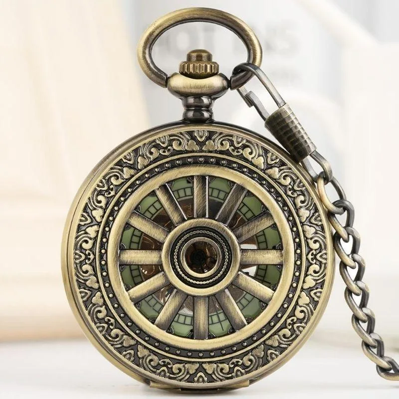 Vue 4 — Montre de Poche Lumineuse (Coffret)