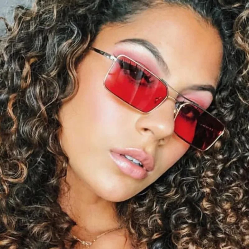Vue 12 — Lunettes de Soleil Rectangulaires Vintages