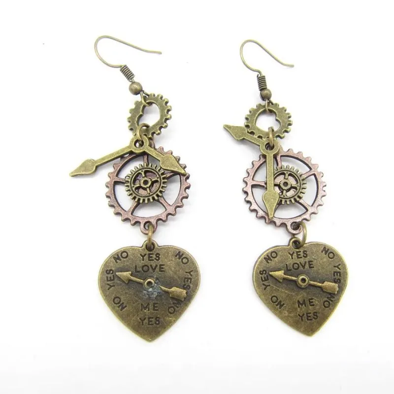 Vue 38 — Boucles d'Oreilles Pendantes Steampunk