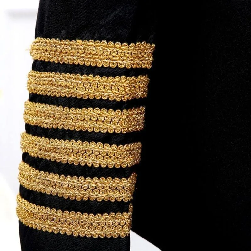 Vue 9 — Veste Militaire Steampunk