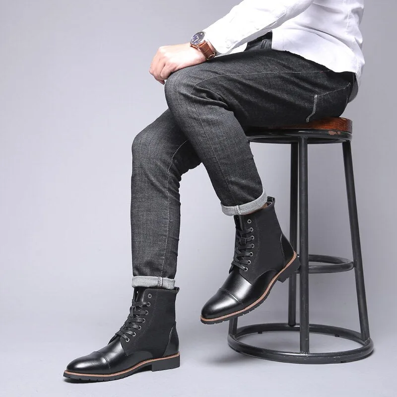 Vue 2 — Bottines Noires à Lacets
