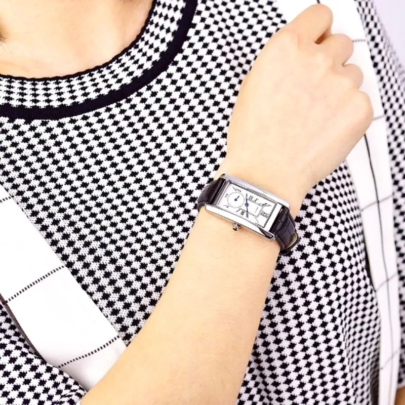 Vue 5 — Montre Rectangulaire Femme Vintage