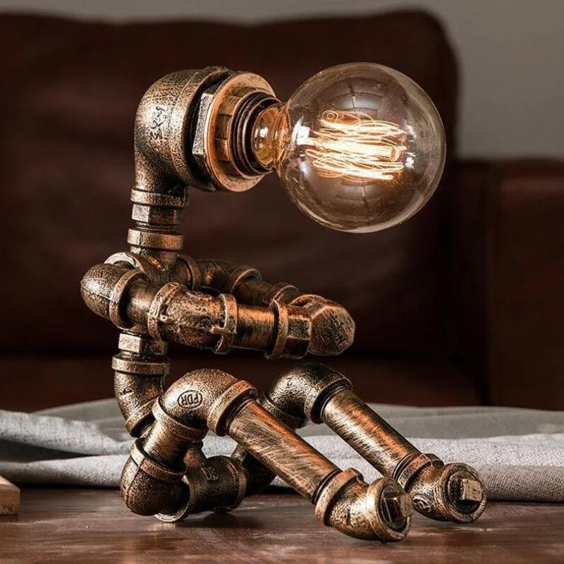 Vue 5 — Lampe Steampunk Robot