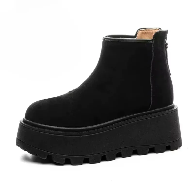 Vue 3 — Bottines Chelsea en Daim