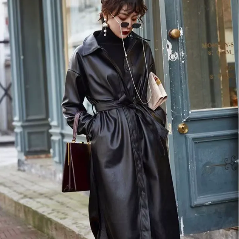 Vue 6 — Manteau Trench Coat Surdimensionné en PU