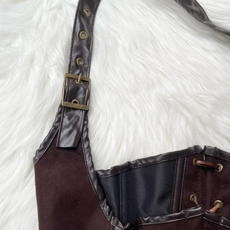 Vue 7 — Corset Steampunk en Simili