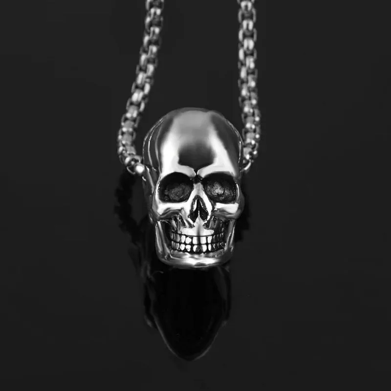 Vue 3 — Collier Steampunk Tête de Mort