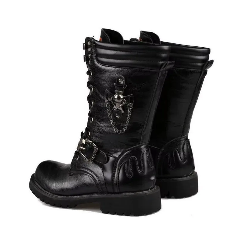 Vue 3 — Bottes Steampunk Gothique Tête de Mort