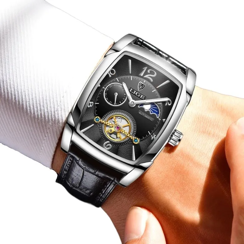Vue 8 — Montre Rectangulaire Homme Luxe