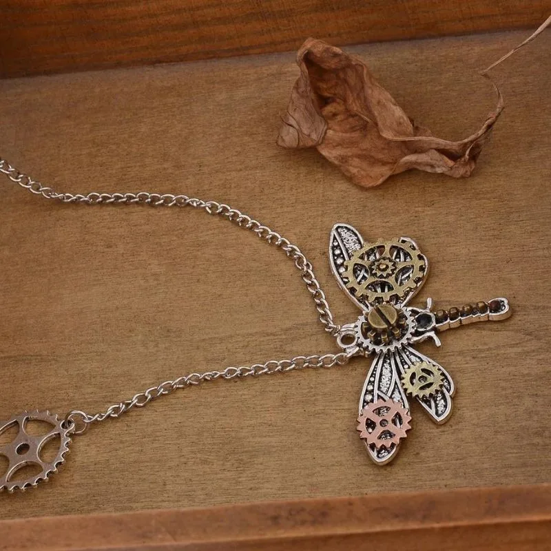 Vue 6 — Collier Steampunk Papillon