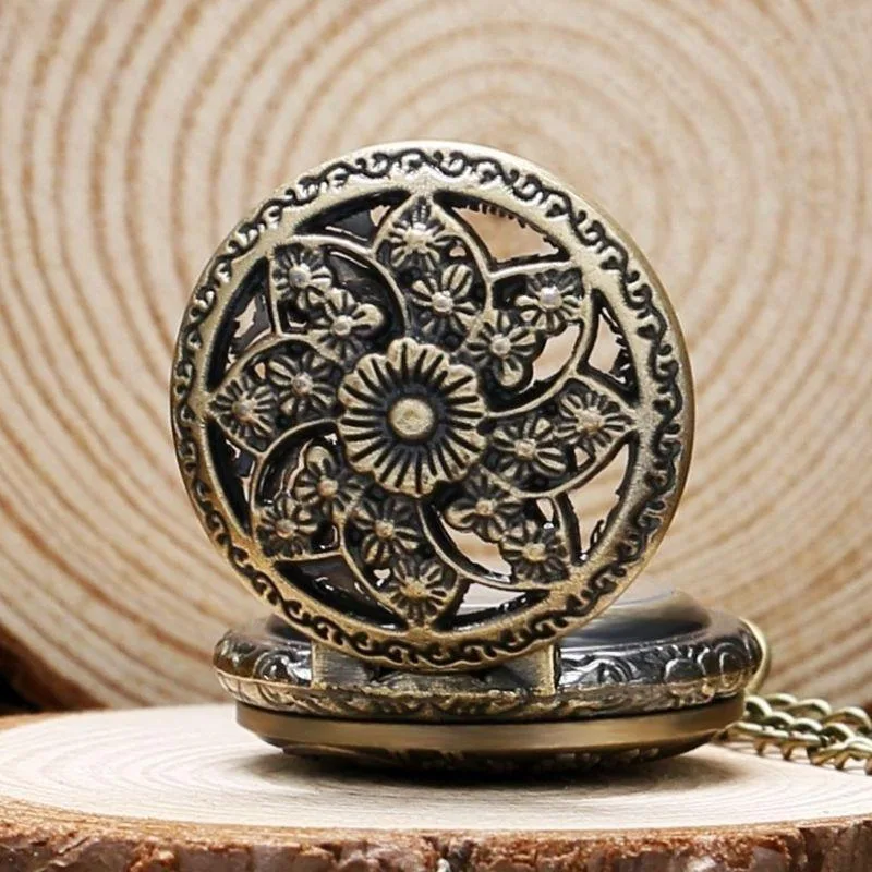 Vue 4 — Petite Montre à Gousset Femme Ancienne