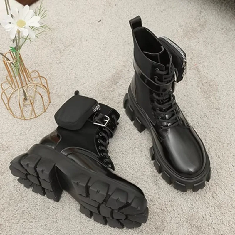 Vue 4 — Bottines Punk Femme