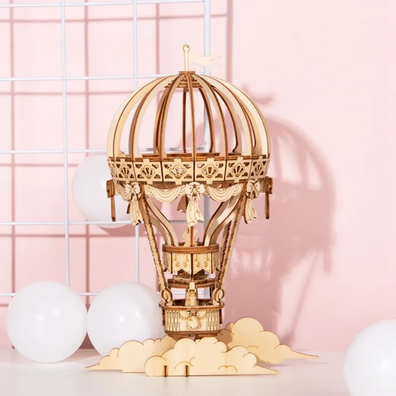 Vue 5 — Maquette Steampunk Montgolfière Bois