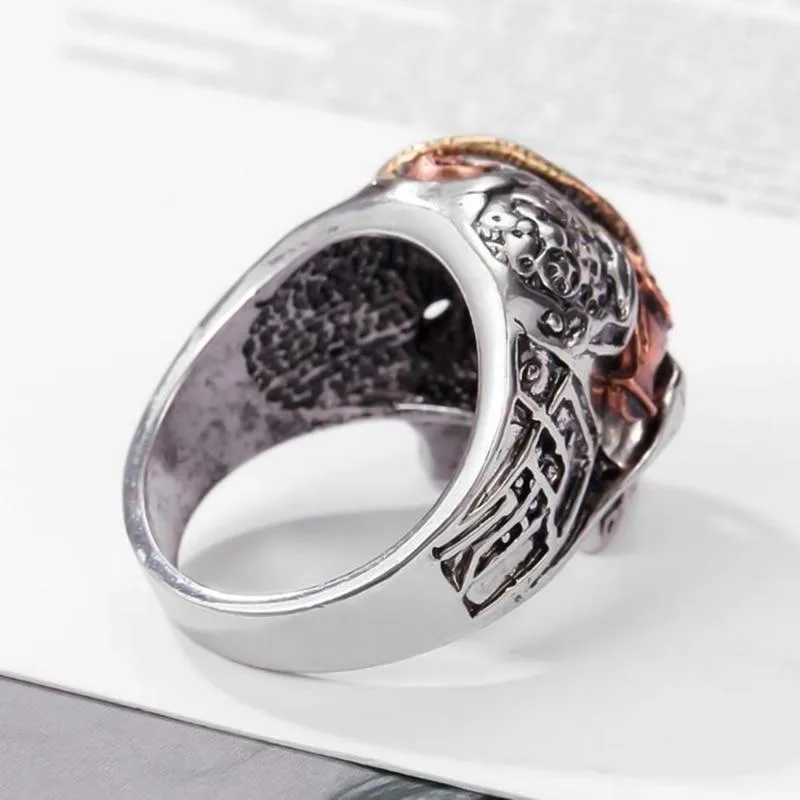 Vue 3 — Bague Steampunk Skull