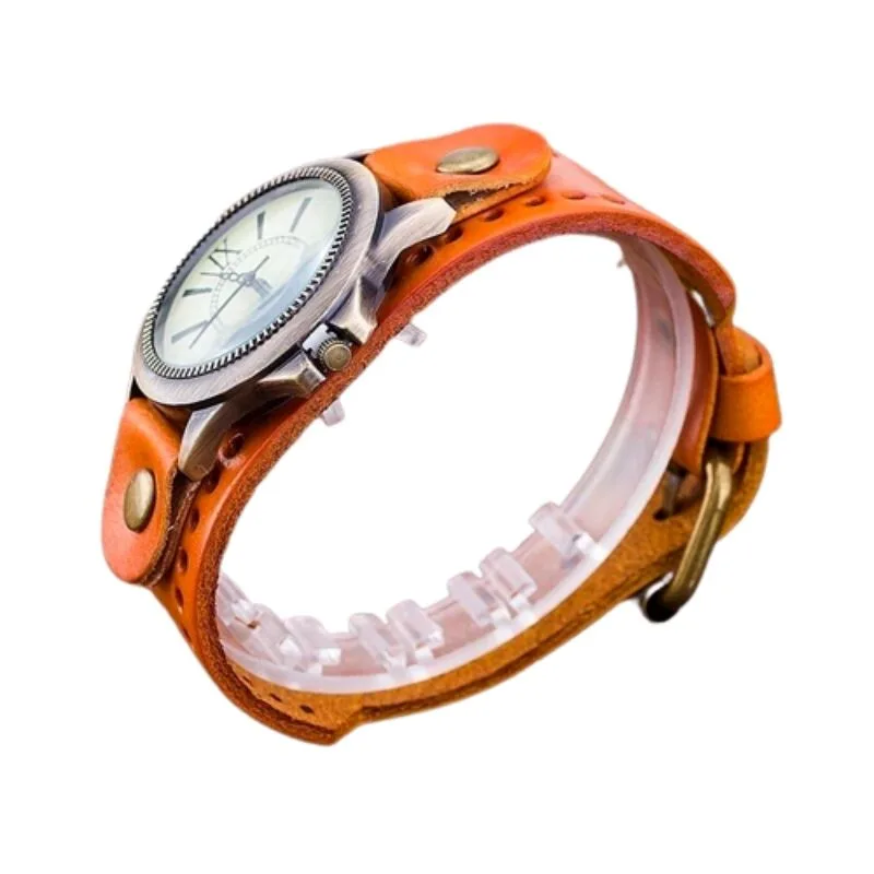 Vue 11 — Montre Rétro Femme