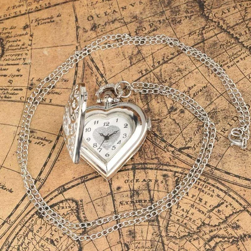 Vue 5 — Montre Collier Pendentif Femme