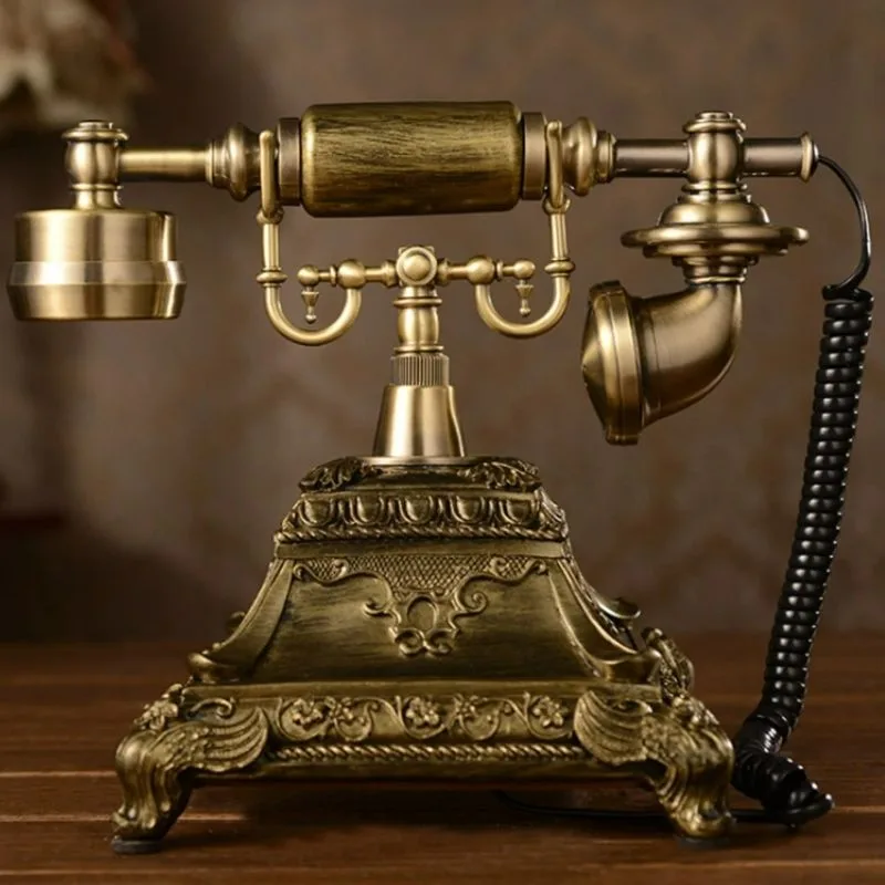 Vue 5 — Téléphone Steampunk