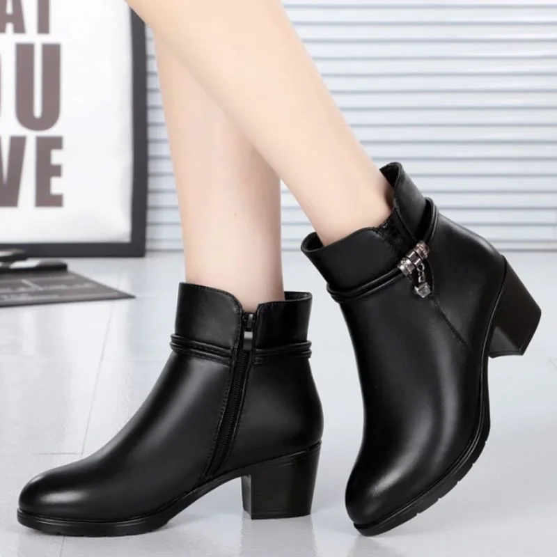 Vue 2 — Bottines en PU Noir à Talon 5 cm
