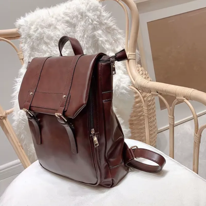 Vue 15 — Sac à Dos Femme Vintage en PU