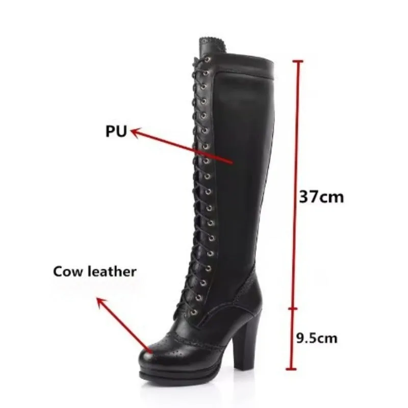 Vue 3 — Bottes Victoriennes en Cuir & Simili
