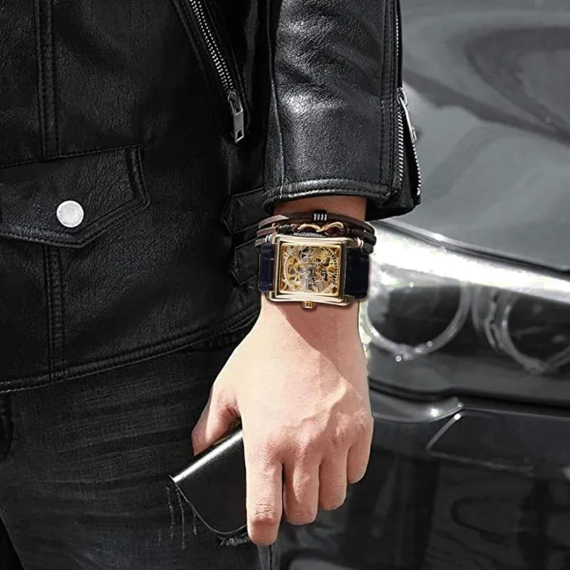 Vue 2 — Montre Squelette Rectangulaire Homme