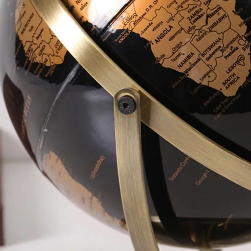 Vue 6 — Globe Terrestre Steampunk