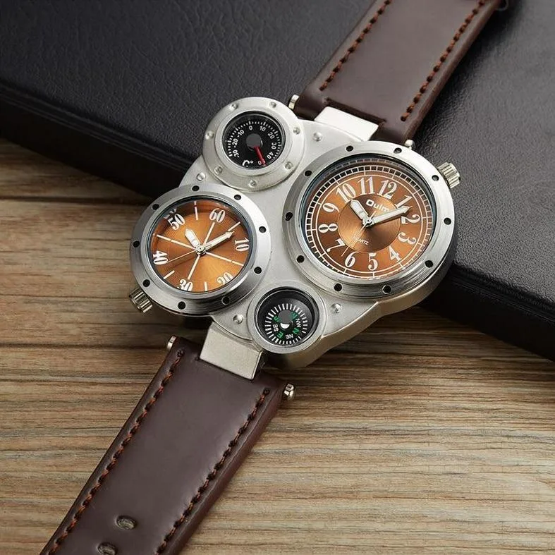 Vue 4 — Montre Steampunk Tesla