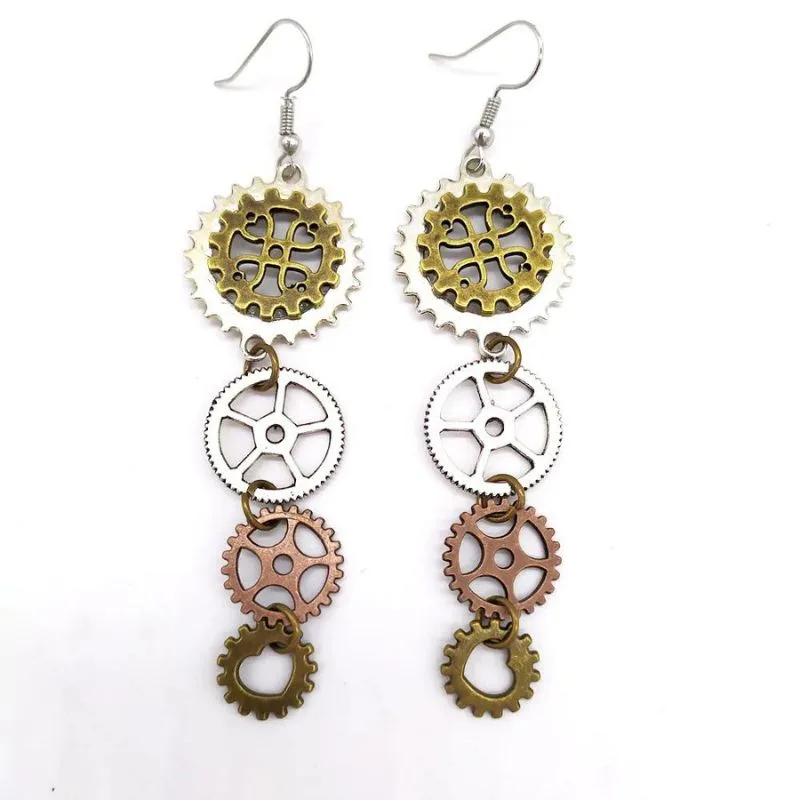 Vue 31 — Boucles d'Oreilles Pendantes Steampunk