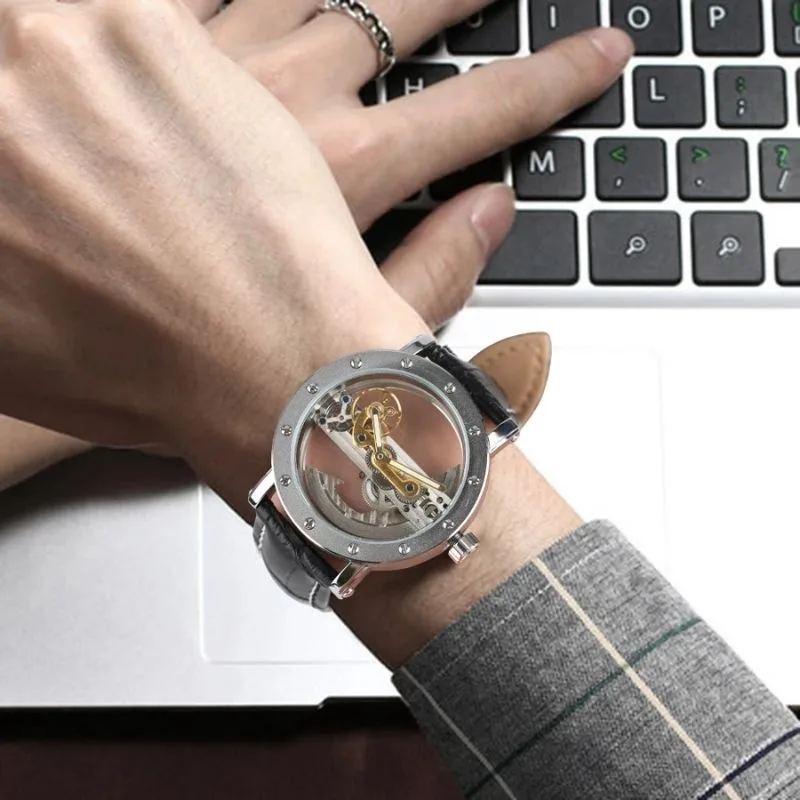 Vue 2 — Montre Homme Squelette Transparent