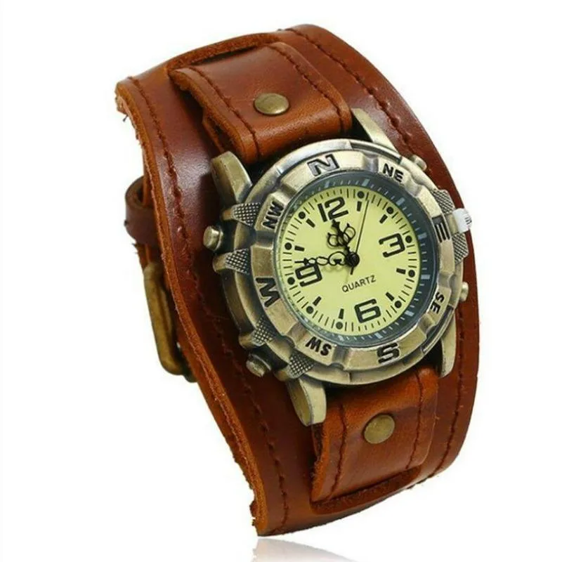 Vue 3 — Montre Bracelet Steampunk Homme