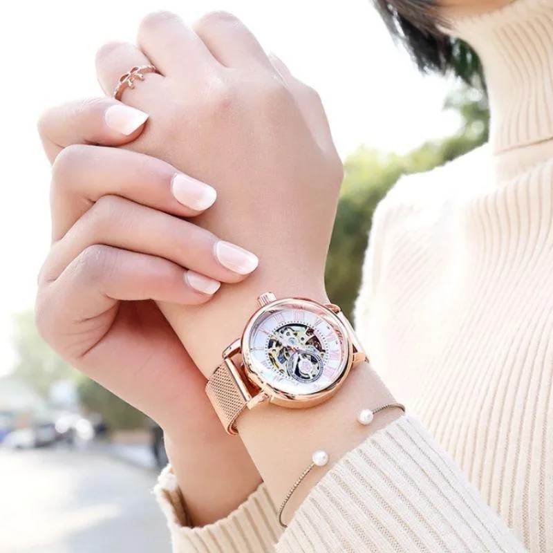 Vue 3 — Montre Squelette Femme Automatique