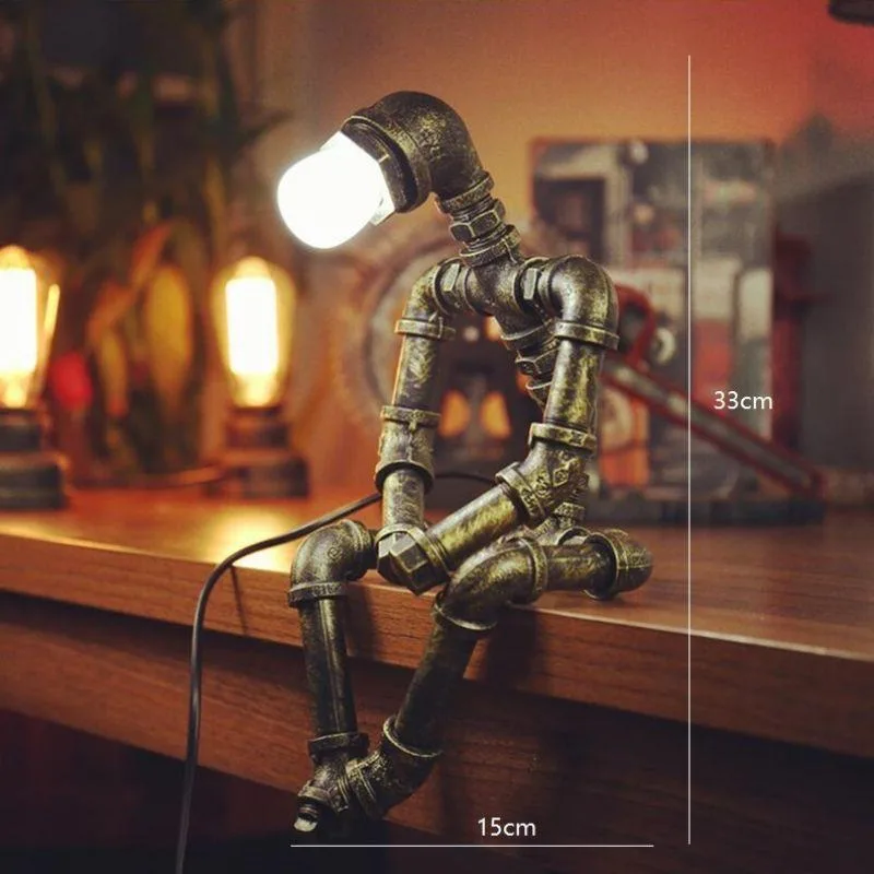 Vue 9 — Lampe Steampunk Robot