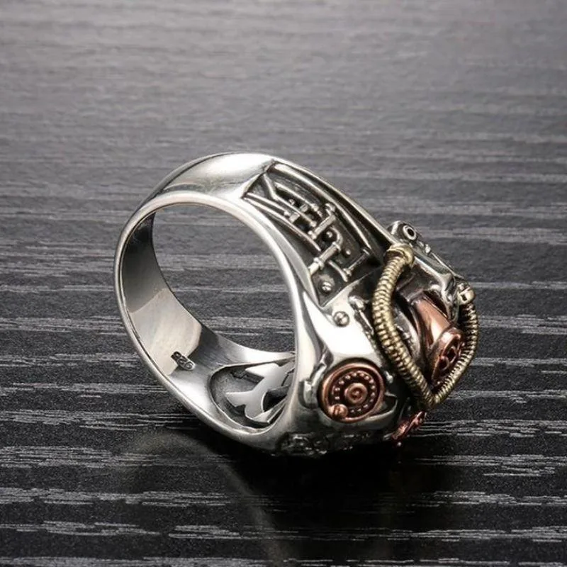Vue 7 — Bague Tête de Mort Steampunk